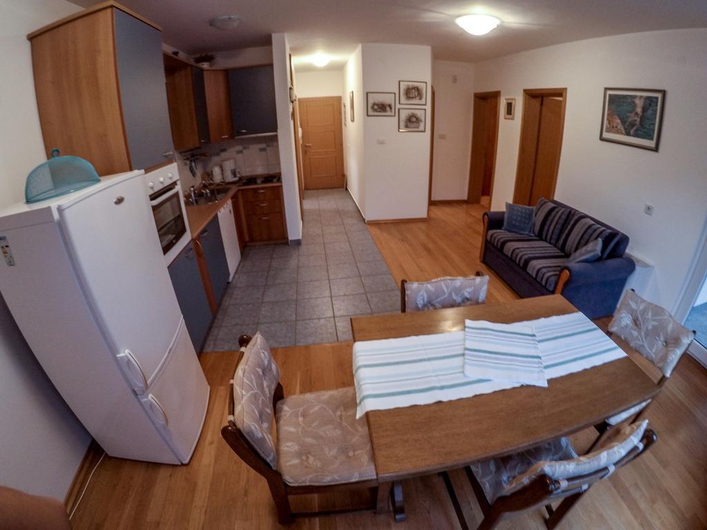 Apartments Car Kampor Chambre photo