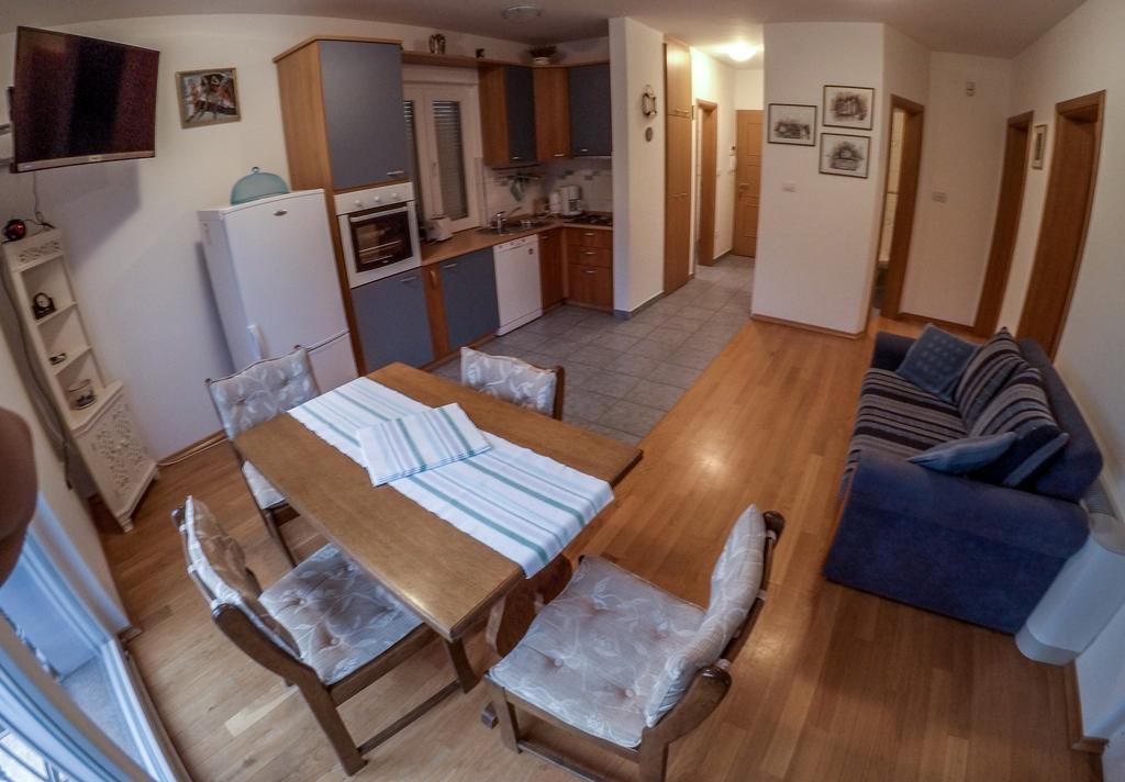 Apartments Car Kampor Chambre photo